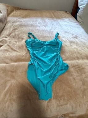 Beach Party Aqua Gathered One-Piece Swimsuit Women’s 8